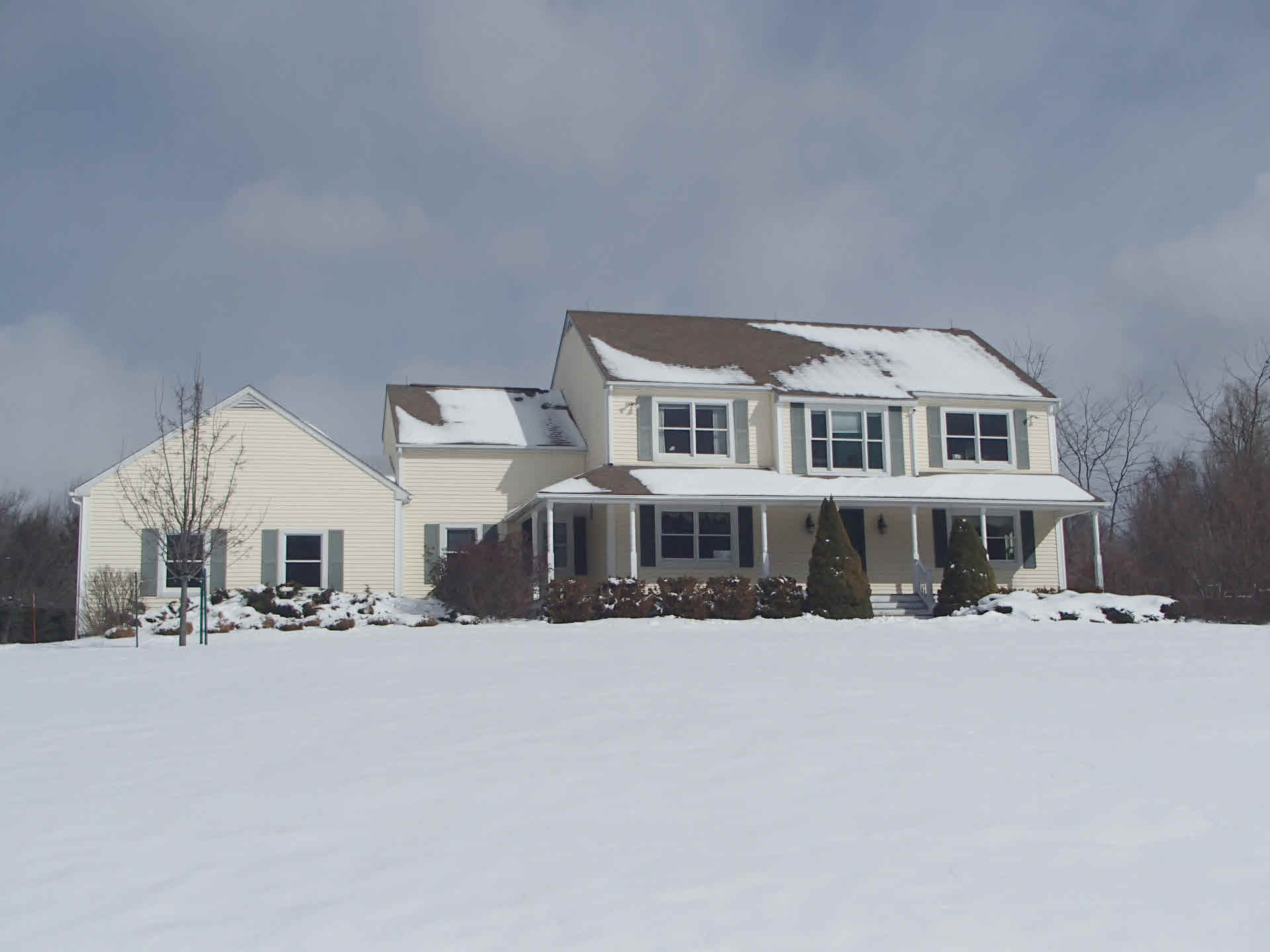 Building photograph for 6 BEAVER POND LN